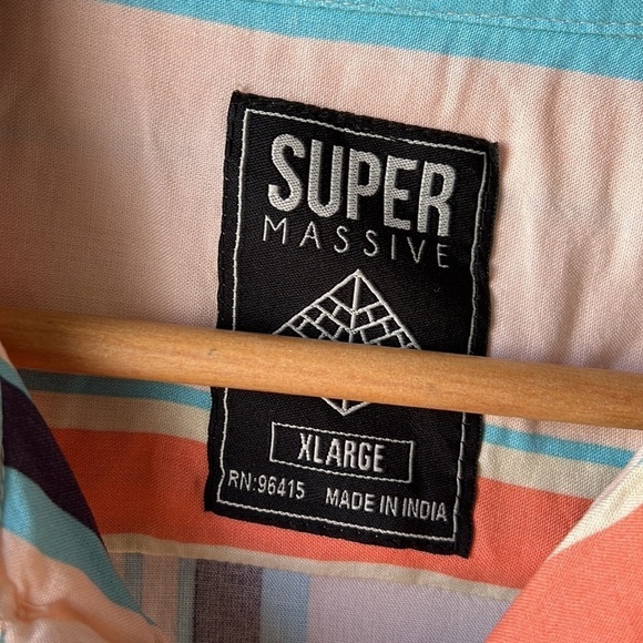 SUPER MASSIVE Peach Striped Button Down Top Size XL - Picture 2 of 9